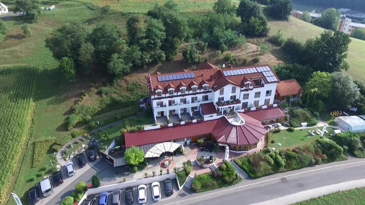 Vitalhotel Krainz 로이페어스도르프 바이 퓌르스텐펠트 외부 사진